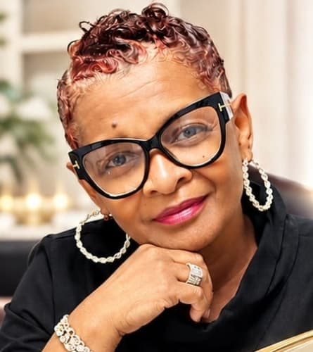 Apostle Shirley Battles